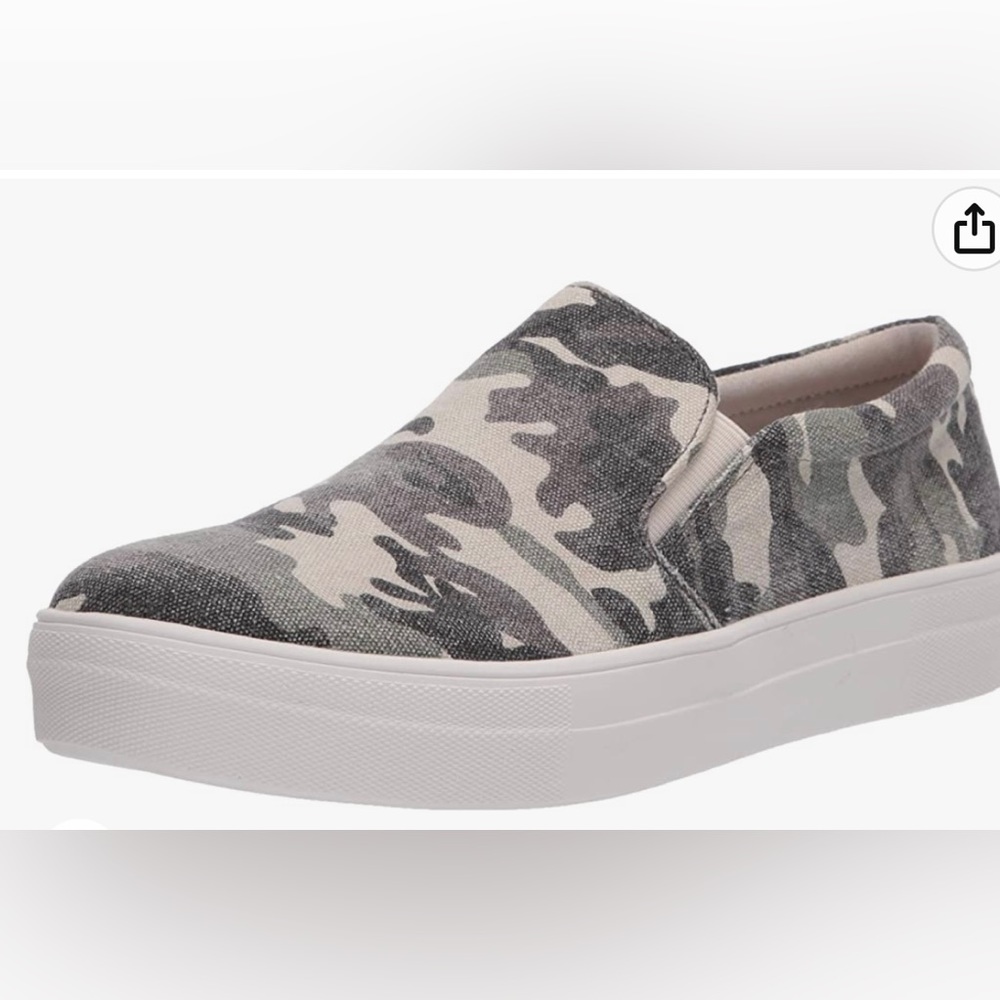 STEVE MADDEN camo shoes Size 8